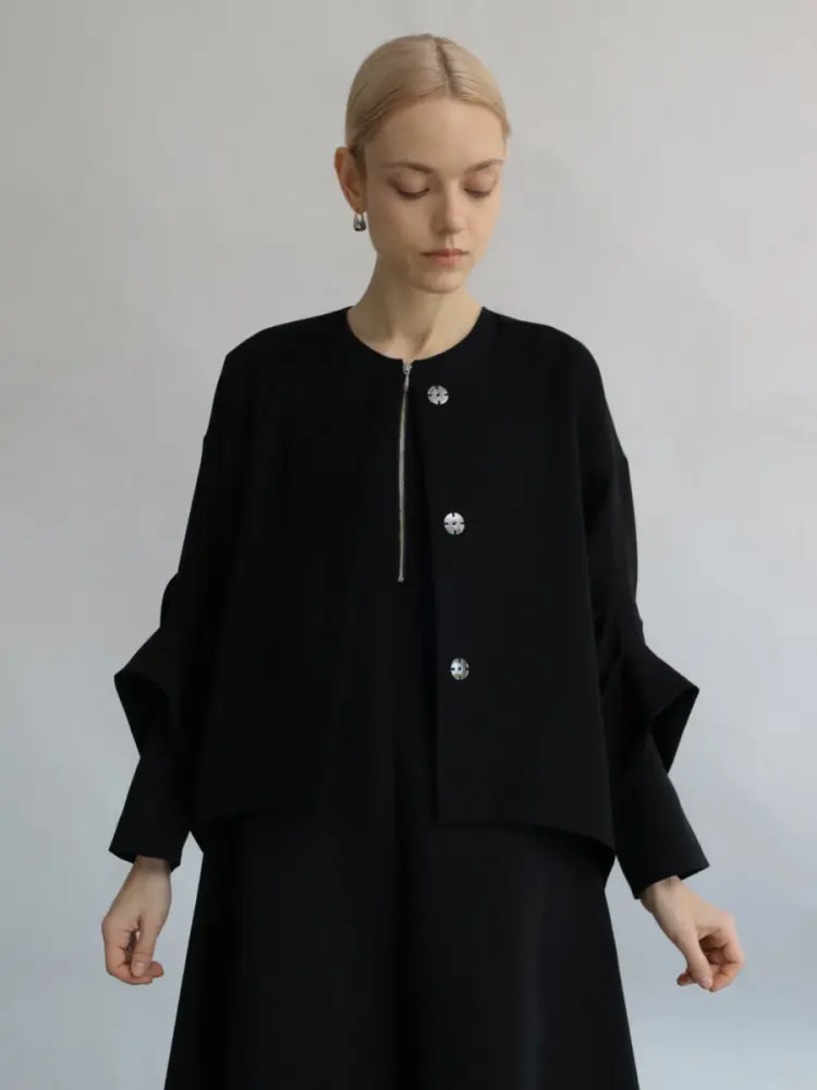 ダブルクロスアームギャザージャケット - Aga Black - Aga｜YAMADAYA STORE