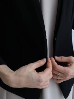 レイヤードラインノーカラージャケット（Black） - Aga Black - Aga