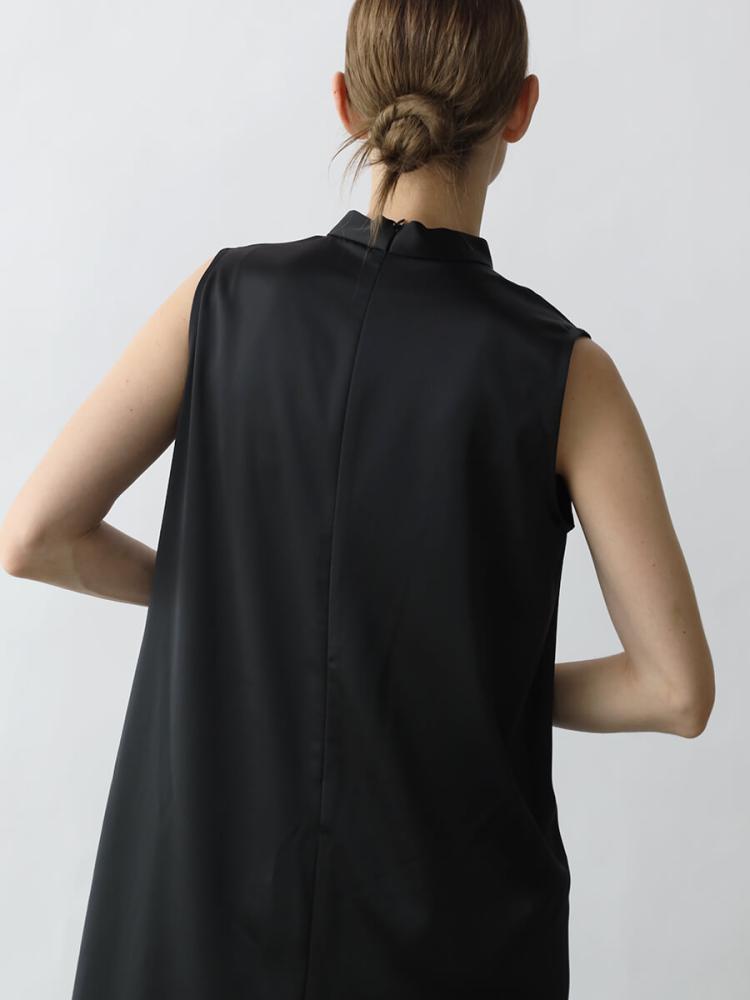 新品タグ付き✨Aga Black レース切替ロングワンピース 定価24,000円 新品タグ付き✨Aga Black レース切替ロングワンピース 定価