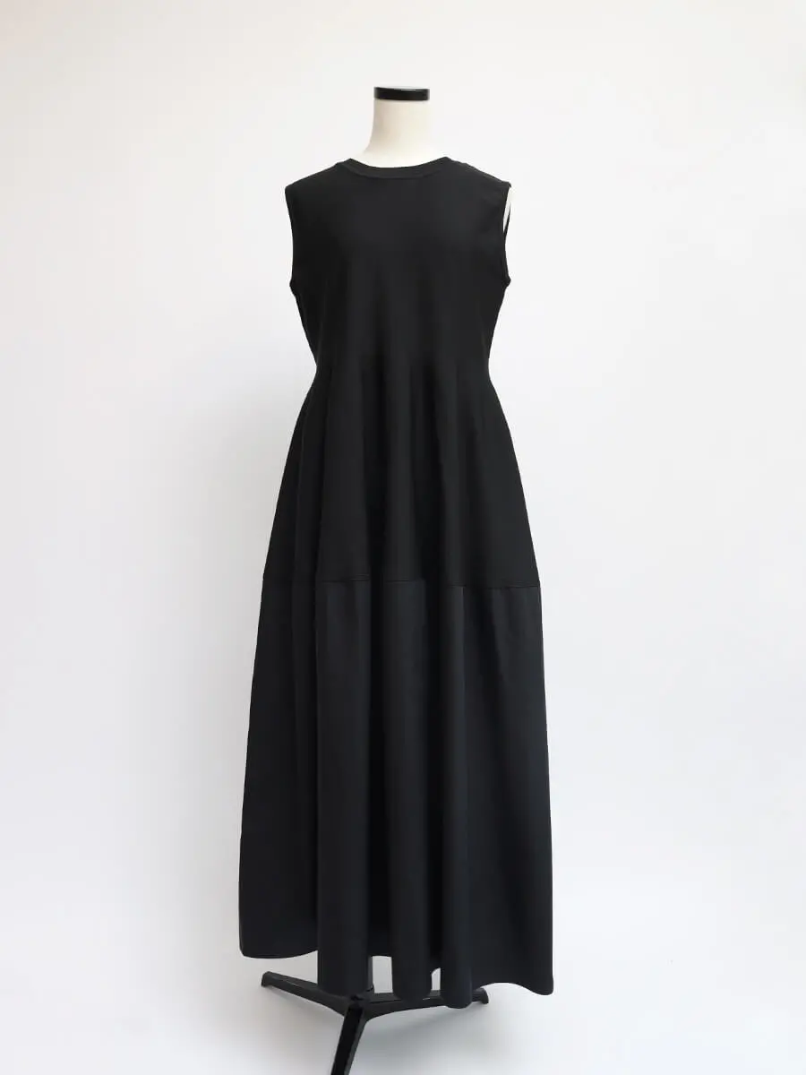 【SALE‼】ヤマダヤ Aga equo リバティノースリーブワンピース 日本製 SALE‼】ヤマダヤ Aga equo リバティノースリーブワンピース 日本製