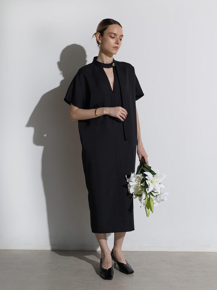 アーガブラック（AgaBLACK）/ボウタイネックデザインワンピース ボウタイネックデザインワンピース - Aga Black - Aga｜YAMADAYA STORE