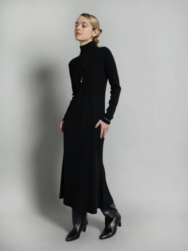 Aga Blackxニットワンピース