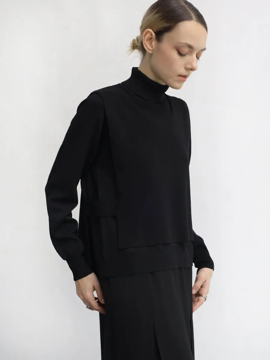 未使用 タグ付き Aga Black アーガ オーガンジースリーブワンピース 黒 アーガ Aga Aga Black オーガンジースリーブワンピース （ブラック