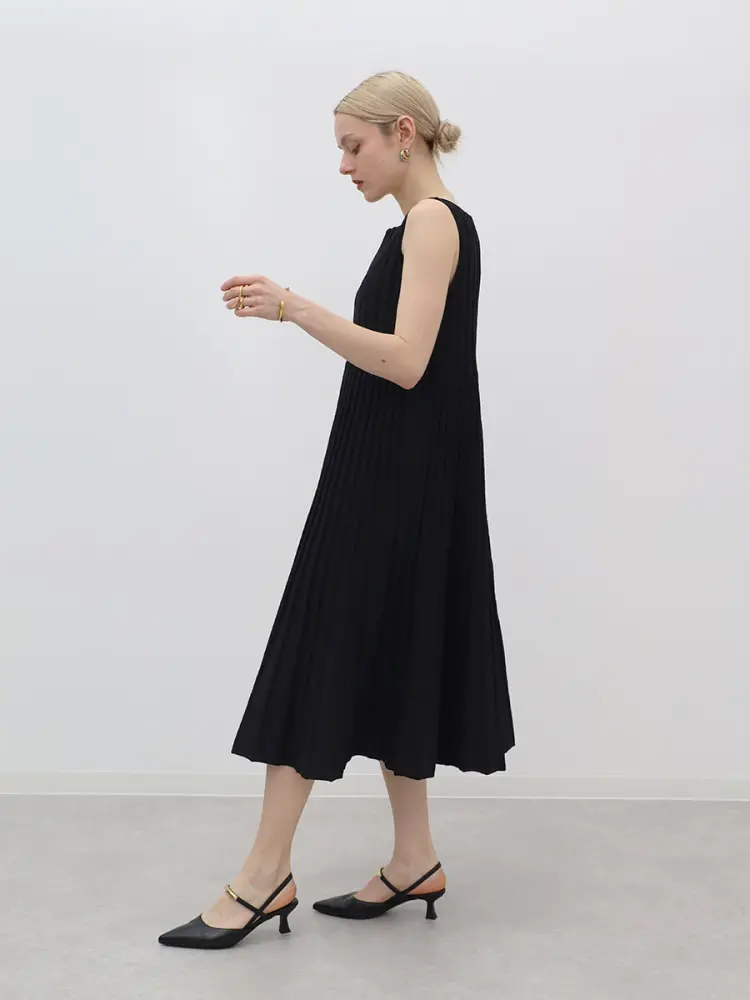Aga Blackのワンピース/ドレスの商品一覧｜ファッション通販のYAMADAYA