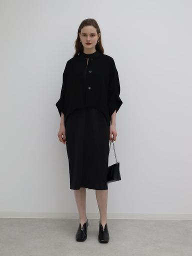 トライアングルネックワンピース - AgaBLACK×NORITAKE - Aga｜YAMADAYA