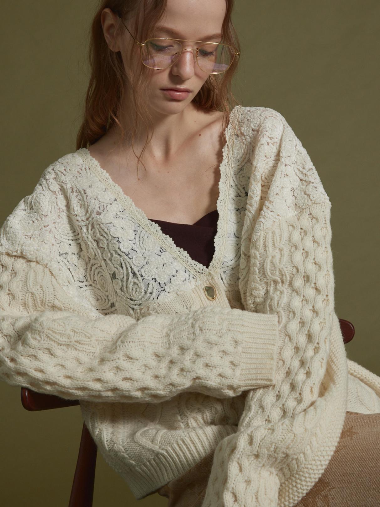 レースアランニットカーディガン - Ample - Vin｜YAMADAYA STORE