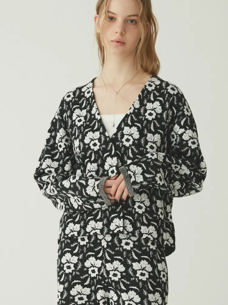 フラワーニットカーディガン - Ample - Vin｜YAMADAYA STORE