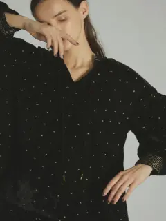 2WAYベロア刺繍ブラウス - Ample - Vin｜YAMADAYA STORE