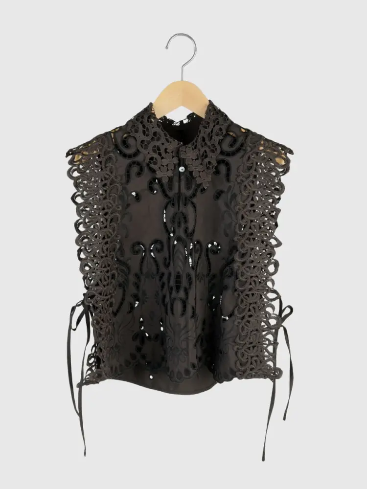 カットワークレースベスト - Ample - Vin｜YAMADAYA STORE