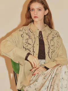 ☆新品、タグ付き☆ Ample オリエンタル刺繍ティアードブラウス ヤマダヤ Ampleのシャツ/ブラウスの商品一覧｜ファッション通販のYAMADAYA STORE