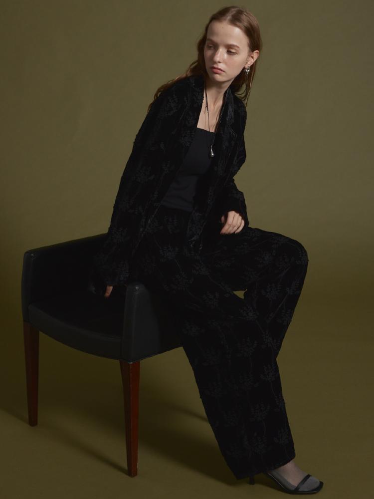 フラワー刺繍ベロアテーラードジャケット - Ample - Vin｜YAMADAYA STORE