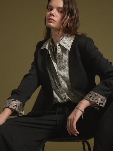 Ampleのノーカラージャケットの商品一覧｜ファッション通販のYAMADAYA