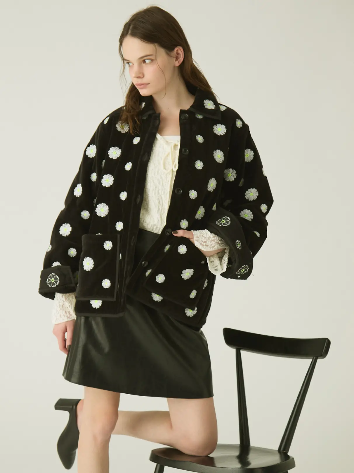 みみこさまおまとめ2点〇used 花柄刺繍ジャケット ライトアウター 春服 古着 フラワー刺繍 ハイネック ジャケット | Korean unisex fashion