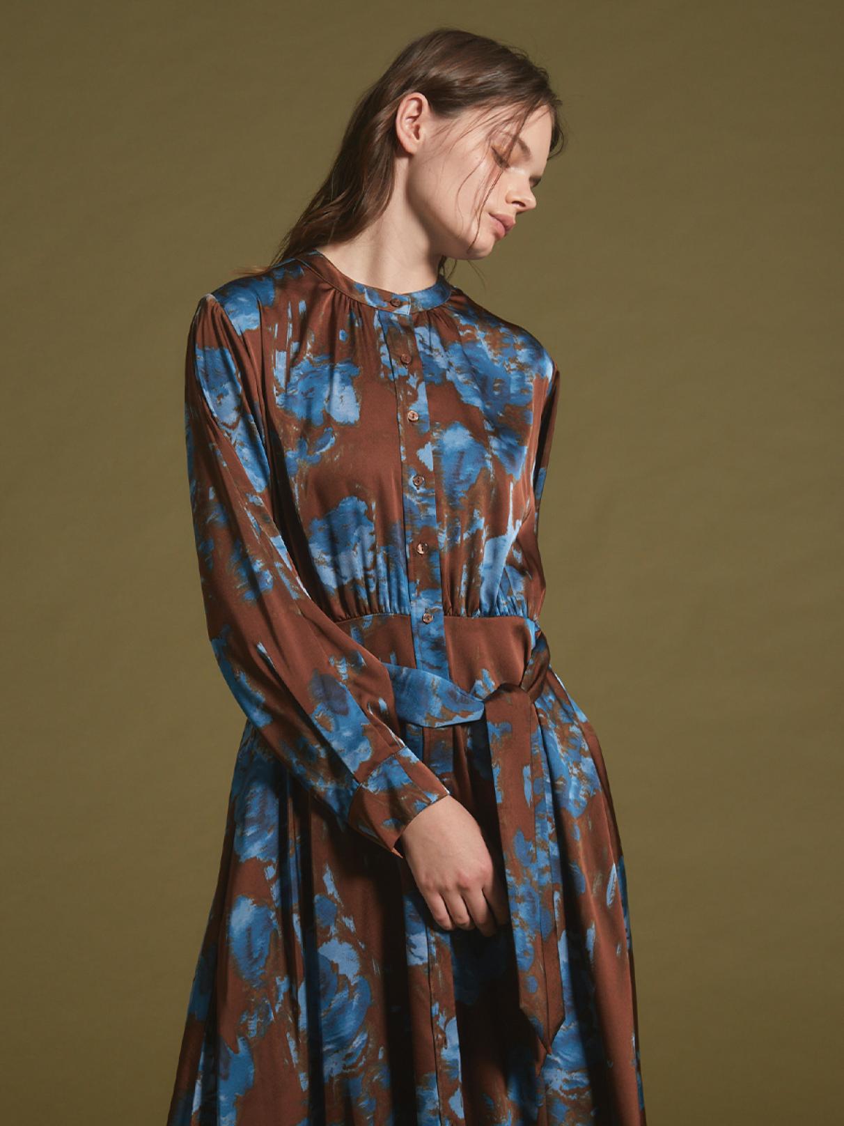 フラワープリントフレアワンピース - Ample - Vin｜YAMADAYA STORE