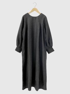 チャコールグレー