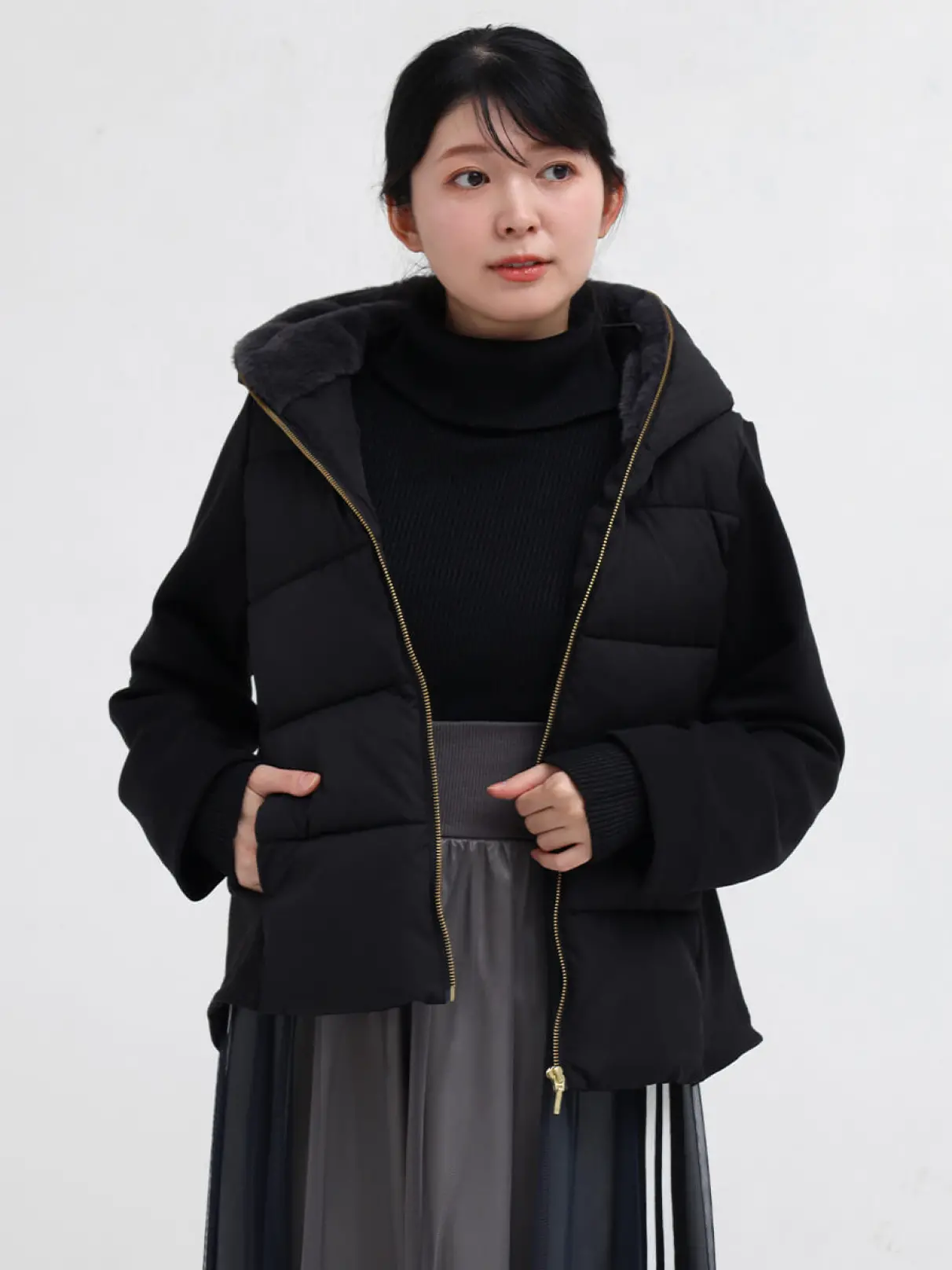 ヤマダヤ　medoc　フードファー付き ブラック　ジャケット 2_xl.webp